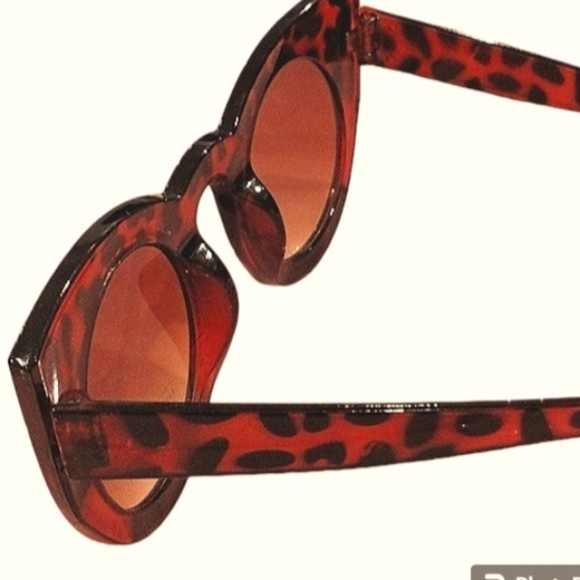 ROUND Cat Eye Leopard Print Frames Oversized Brown Sunglasses - Picture 12 of 16